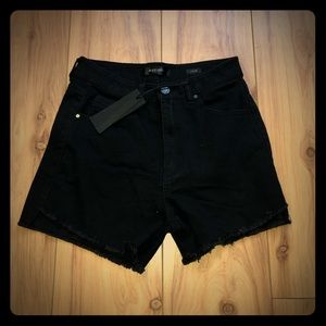High Waisted Black frayed shorts